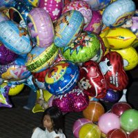image 2460-zocalo-balloons-jpg