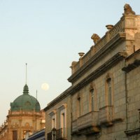 image 2698-moon-over-teatro-jpg